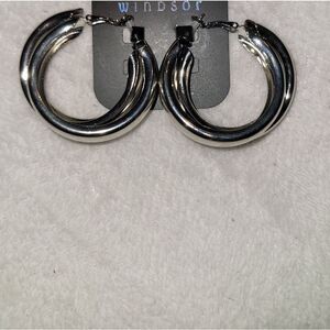 Windsor fine jewelry earrings